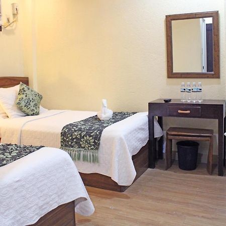 Balaibinda Lodge Корон Экстерьер фото